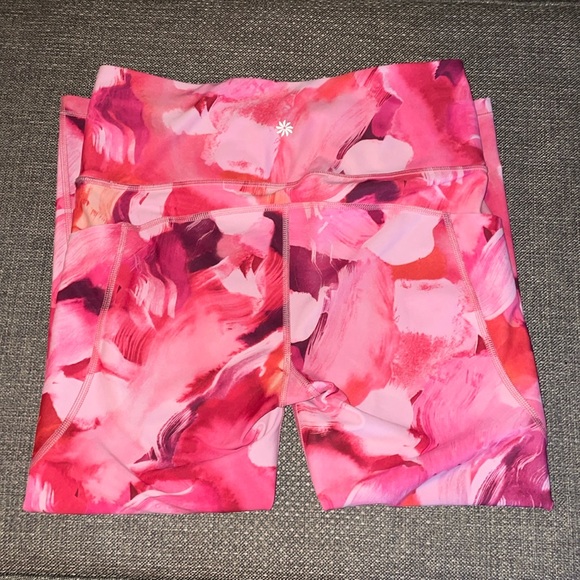 Athleta Ultimate Stash II Capris Painted Energy - Picture 10 of 12